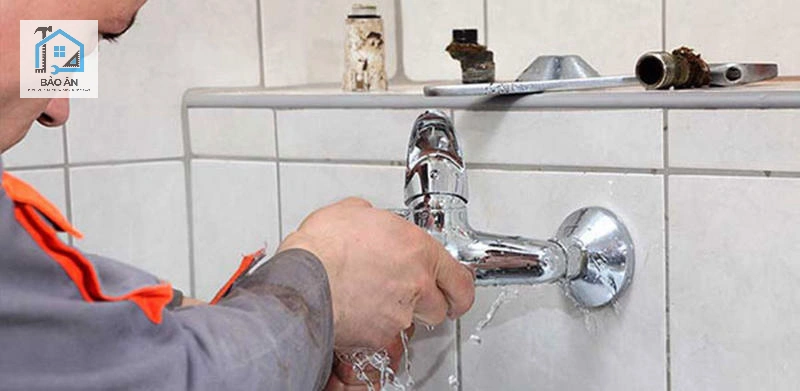 Sửa chữa vòi nước, vòi sen