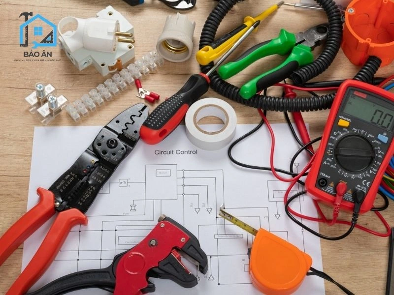 Dụng cụ cần thiết để đấu công tắc điện 2 chiều