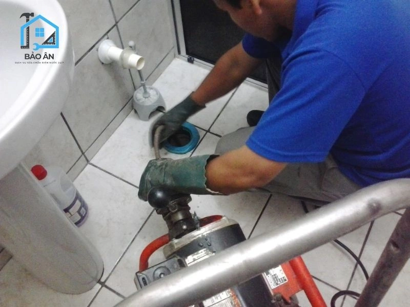 Bạn nên gọi thợ chuyên nghiệp trong một số trường hợp