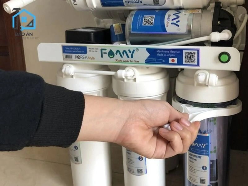 Không thay lõi lọc nước làm tắc nghẽn lõi