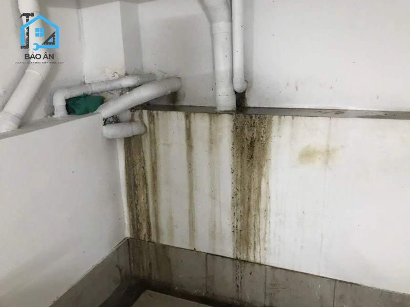 Rò rỉ nước âm tường, âm sàn mà không rõ vị trí