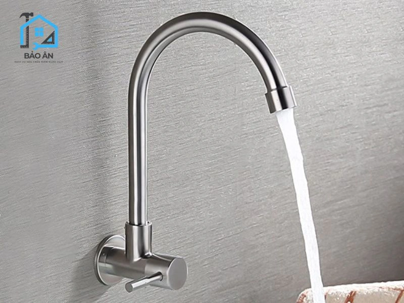 Xả hết nước thừa trong đường ống